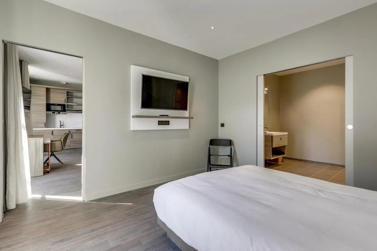 Aparthotel Mode 4*