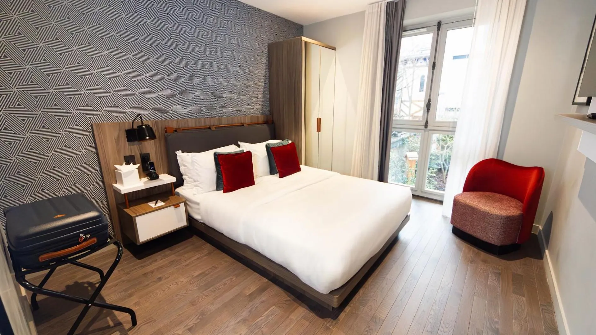 Aparthotel Mode 4*